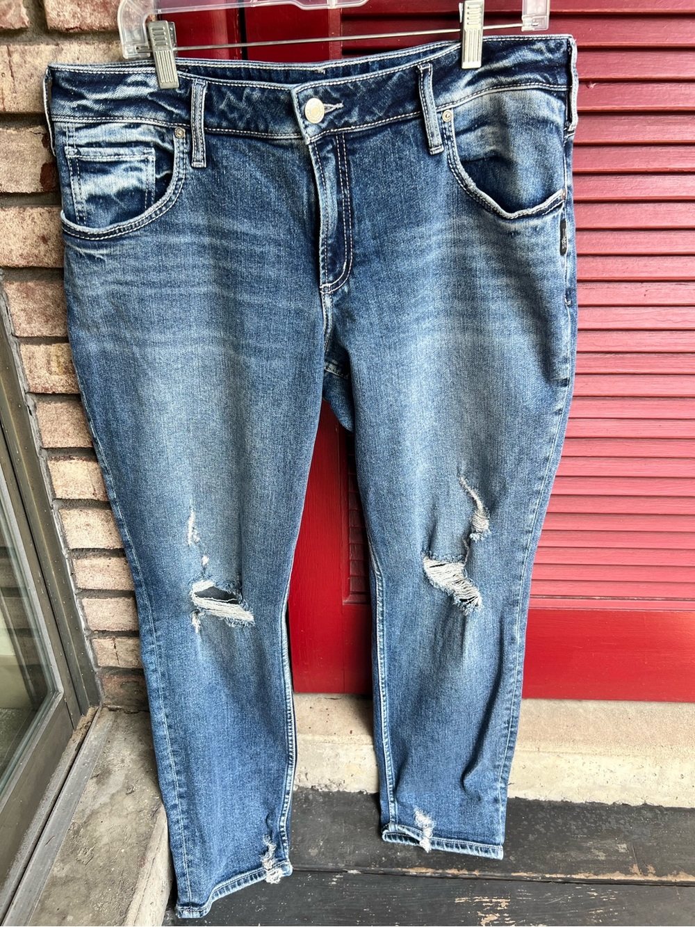 Silver Jeans Co. Chelsea Mid Rise Slim Leg Boyfriend Jeans Size 33